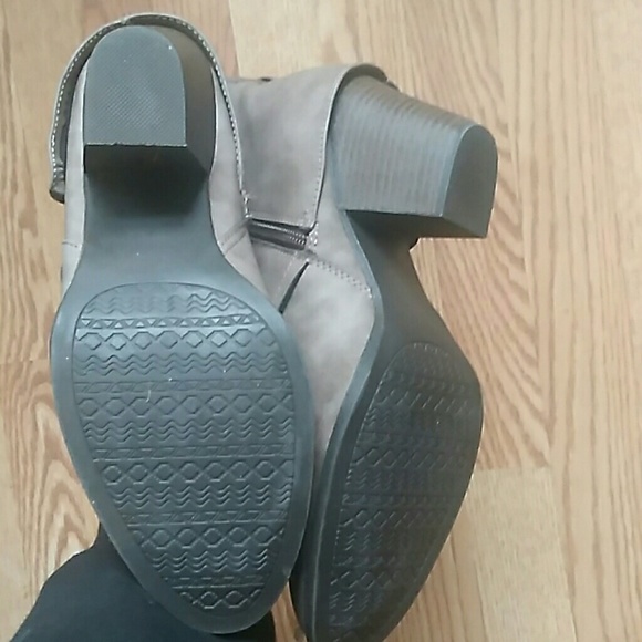 Brown Buckle Boots - Picture 8 of 8